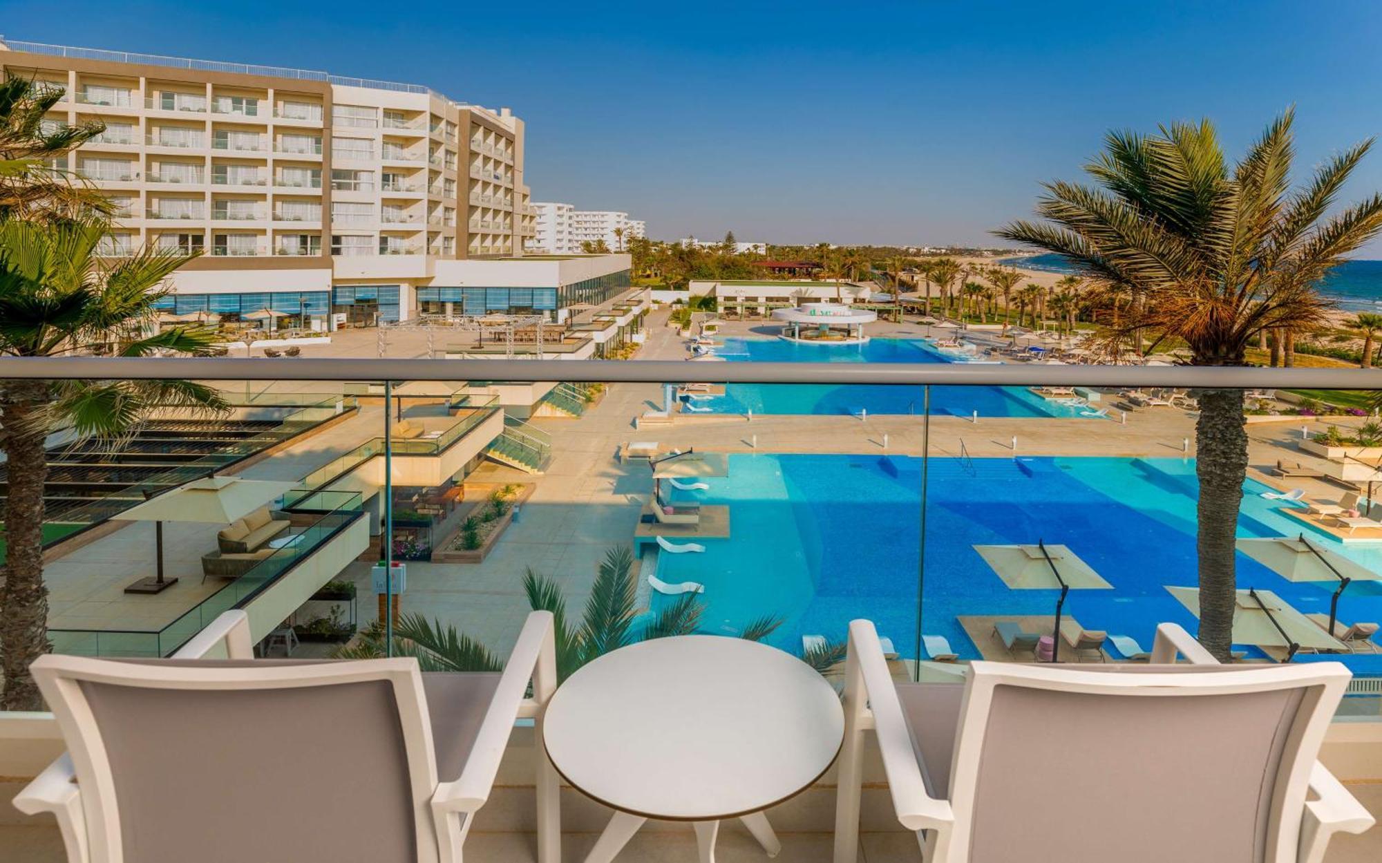 Hilton Skanes Monastir Beach Resort Exterior photo